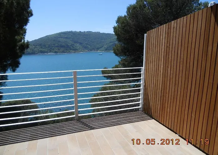 Апартаменты Bouganville