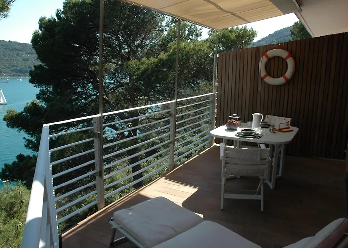 Bouganville Портовенере